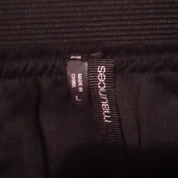 NWOT silver and black formal skirt - Picture 2 of 2